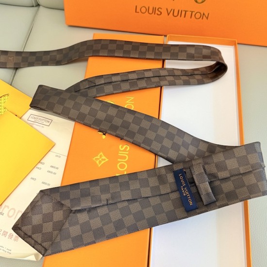 Louis Vuitton Damier Classique Tie Brown Louis Vuitton Damier Classique Tie Brown