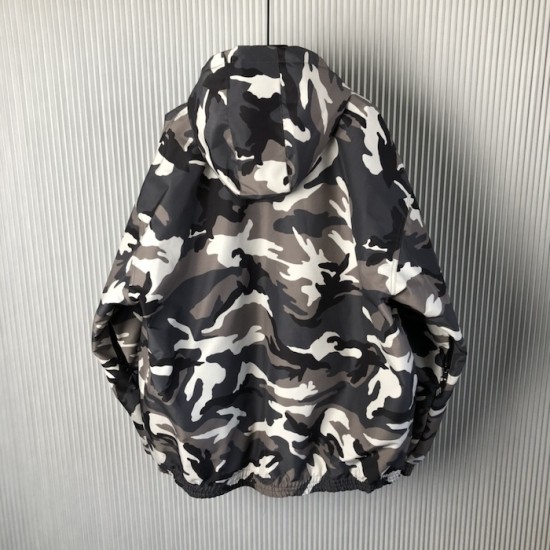 Balenciaga Men's Camo Ski Parka in Grey Balenciaga Men's Camo Ski Parka in Grey