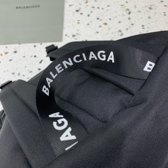 Balenciaga Men's Explorer Backpack in Black Balenciaga Men's Explorer Backpack in Black