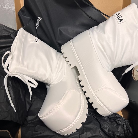 Balenciaga Alaska High Boot in White Balenciaga Alaska High Boot in White