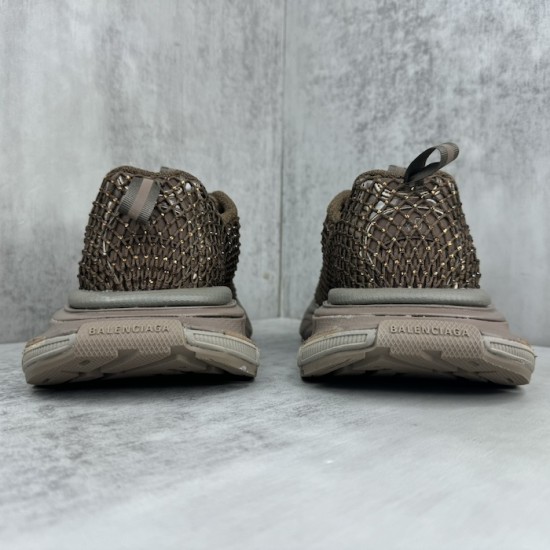 Balenciaga 3XL Fishnet Sneaker in Golden Balenciaga 3XL Fishnet Sneaker in Golden