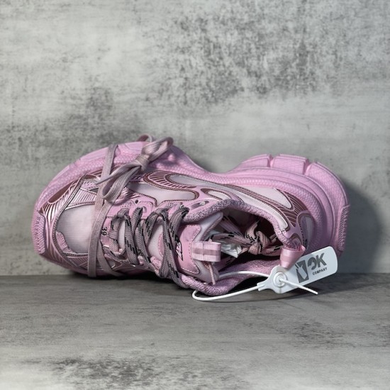 Balenciaga 3XL Sneaker in Pink Balenciaga 3XL Sneaker in Pink