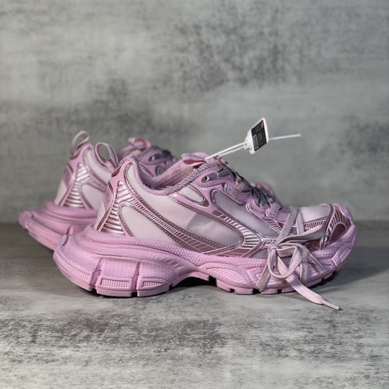 Balenciaga 3XL Sneaker in Pink Balenciaga 3XL Sneaker in Pink