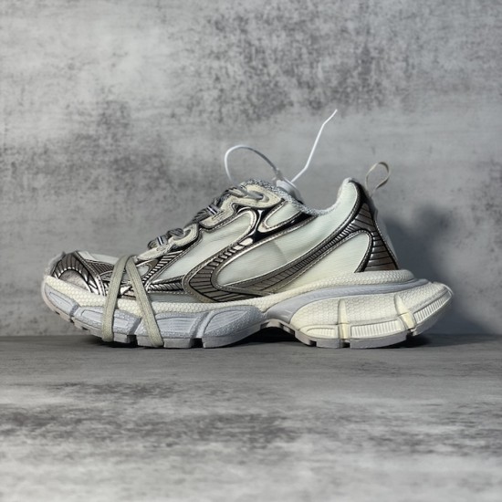 Balenciaga 3XL Sneaker in White / Gold Balenciaga 3XL Sneaker in White / Gold