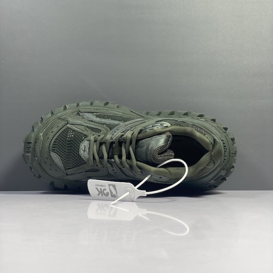Balenciaga Bouncer Sneaker in Green Balenciaga Bouncer Sneaker in Green