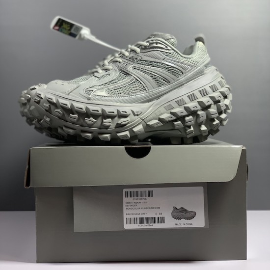 Balenciaga Bouncer Sneaker in Grey Balenciaga Bouncer Sneaker in Grey