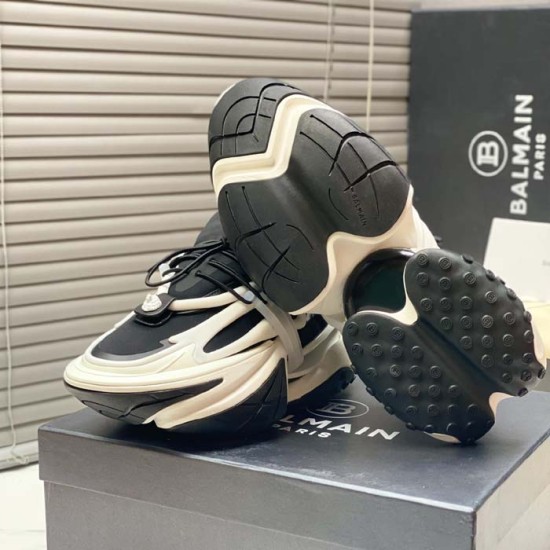 Balmain Calfskin Unicorn Low-top Sneakers Black / White Balmain Calfskin Unicorn Low-top Sneakers Black / White