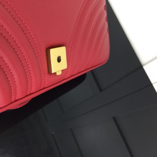 Gucci GG Marmont medium shoulder bag Red 443496 Gucci GG Marmont medium shoulder bag Red 443496