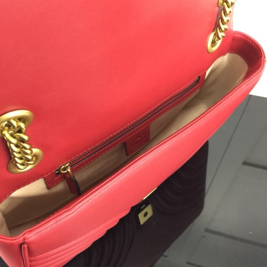 Gucci GG Marmont medium shoulder bag Red 443496 Gucci GG Marmont medium shoulder bag Red 443496