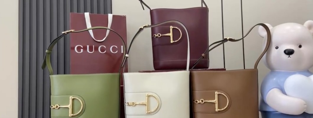 The Replica Gucci 73 Small Bucket Bag 2025 Spring The Replica Gucci 73 Small Bucket Bag 2025 Spring