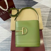 Gucci 73 Small Bucket Bag Green
