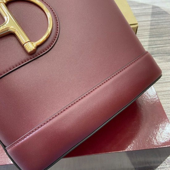 Gucci 73 Small Bucket Bag Red Gucci 73 Small Bucket Bag Red