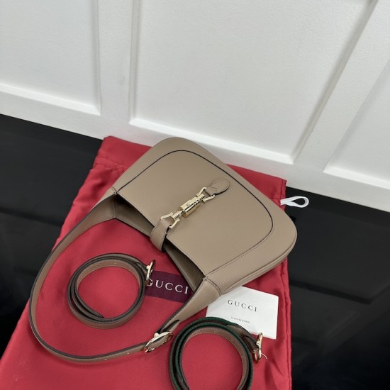 Gucci Jackie 1961 small shoulder bag taupe 810232 Gucci Jackie 1961 small shoulder bag taupe 810232