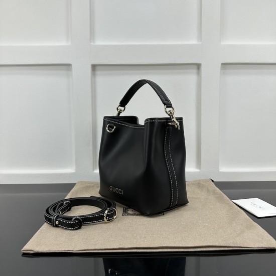 Gucci GG Emblem mini bucket bag 815118 Gucci GG Emblem mini bucket bag 815118