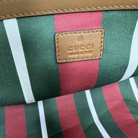 Gucci GG Emblem large tote bag brown 815212 Gucci GG Emblem large tote bag brown 815212