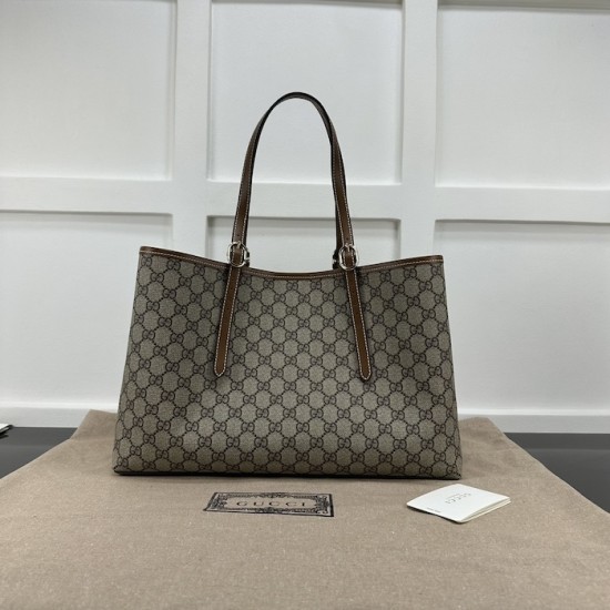 Gucci GG Emblem medium tote bag brown 815213 Gucci GG Emblem medium tote bag brown 815213