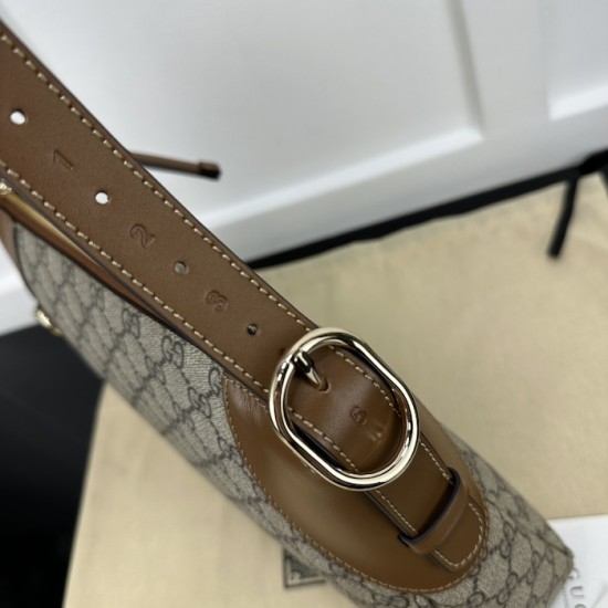 Gucci GG Emblem large shoulder bag brown 815217 Gucci GG Emblem large shoulder bag brown 815217