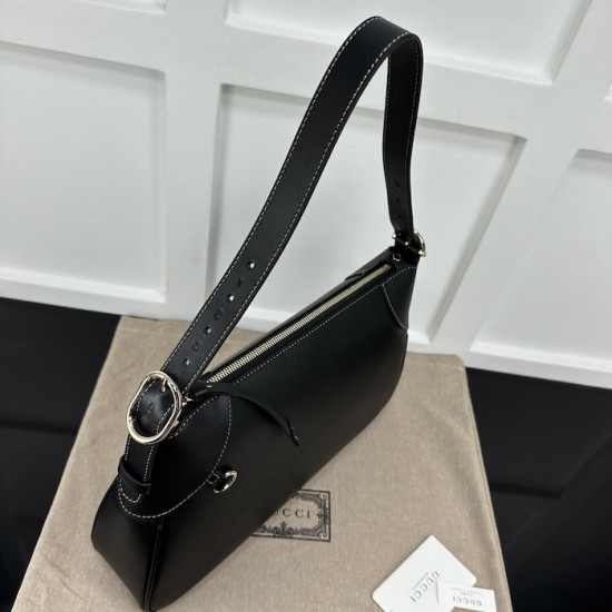 Gucci GG Emblem large shoulder bag black smooth leather Gucci GG Emblem large shoulder bag black smooth leather