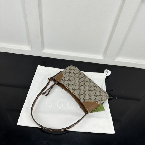 Gucci GG Emblem super mini shoulder bag brown 820696 Gucci GG Emblem super mini shoulder bag brown 820696