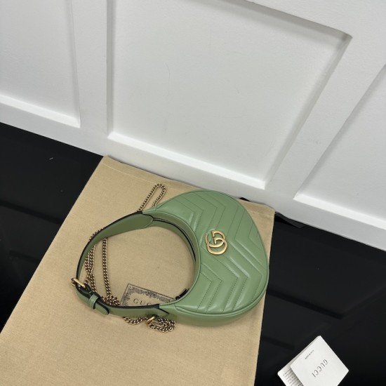 Gucci GG Marmont mini shoulder bag green 699514 Gucci GG Marmont mini shoulder bag green 699514