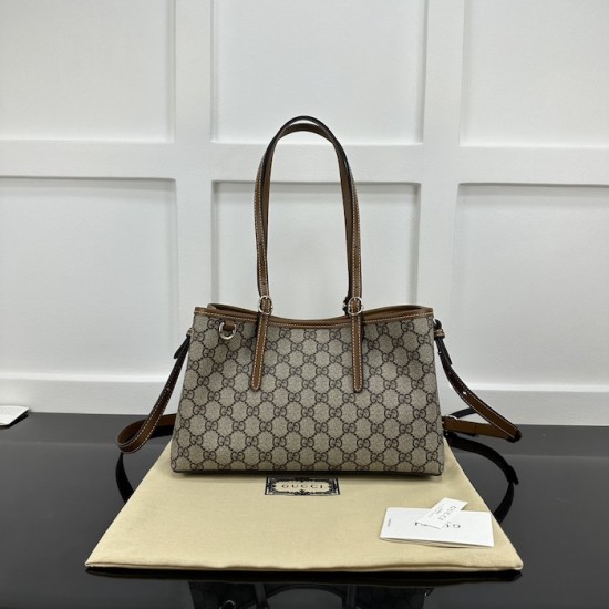 Gucci GG Emblem small tote bag brown 815214 Gucci GG Emblem small tote bag brown 815214