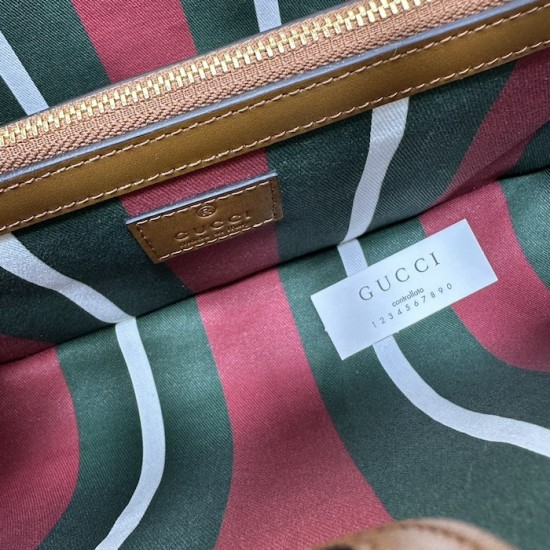 Gucci GG Emblem small tote bag brown 815214 Gucci GG Emblem small tote bag brown 815214