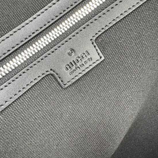 Gucci Black GG Supreme canvas GG duffle bag ‎792075