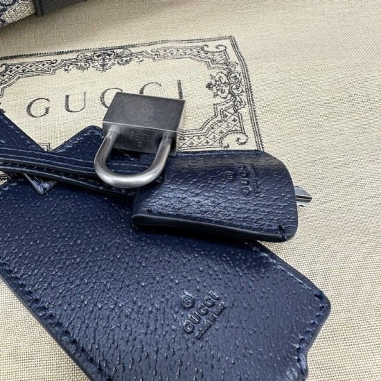 Gucci Savoy medium duffle bag Blue ‎724642
