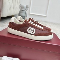Gucci sneaker with Interlocking G Red