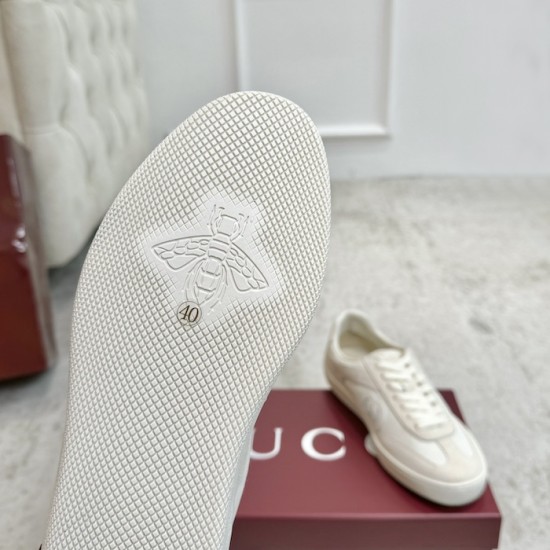 Gucci sneaker with Interlocking G White Gucci sneaker with Interlocking G White