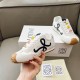 Loewe Ballet Runner 2.0 in nylon and calfskin white/black Loewe Ballet Runner 2.0 in nylon and calfskin white/black