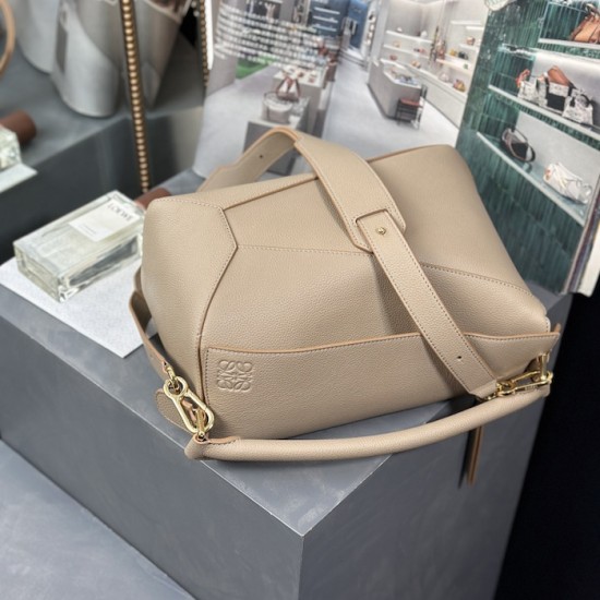 Loewe Puzzle bag in soft grained calfskin beige Loewe Puzzle bag in soft grained calfskin beige