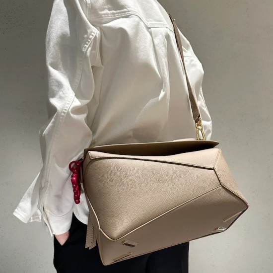 Loewe Puzzle bag in soft grained calfskin beige Loewe Puzzle bag in soft grained calfskin beige
