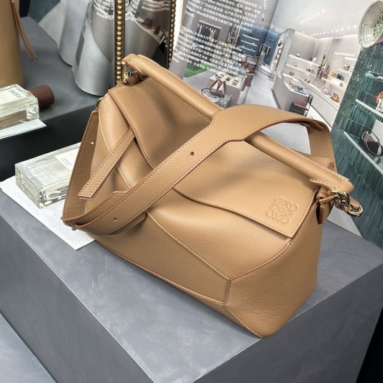 Loewe Puzzle bag in soft grained calfskin tan Loewe Puzzle bag in soft grained calfskin tan
