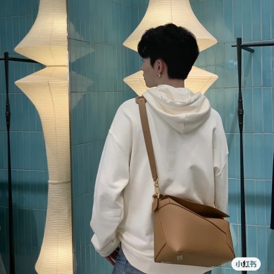 Loewe Puzzle bag in soft grained calfskin tan Loewe Puzzle bag in soft grained calfskin tan