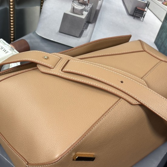 Loewe Puzzle bag in soft grained calfskin tan Loewe Puzzle bag in soft grained calfskin tan