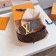 Louis Vuitton Monogram Canvas LV Initiales 40MM Belt M608 Louis Vuitton Monogram Canvas LV Initiales 40MM Belt M608