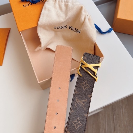 Louis Vuitton Monogram Canvas LV Initiales 40MM Belt M608 Louis Vuitton Monogram Canvas LV Initiales 40MM Belt M608