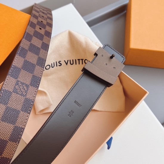Louis Vuitton Damier Ebene LV Initiales 40MM Belt M9807 Louis Vuitton Damier Ebene LV Initiales 40MM Belt M9807