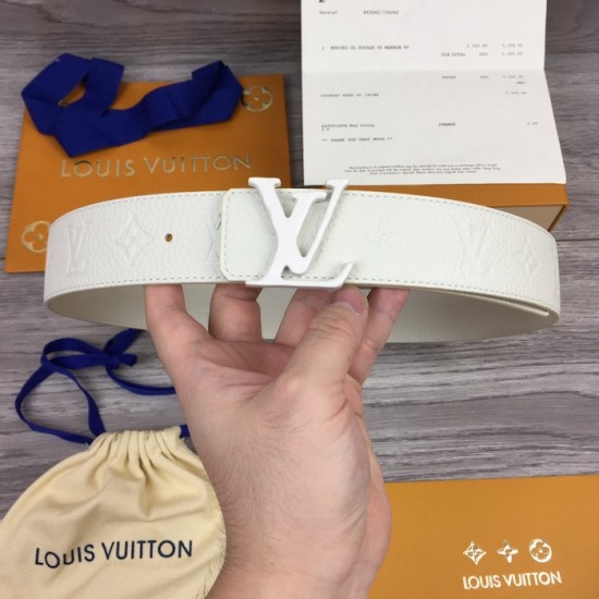 LV Initiales 40MM Reversible Belt MP235 LV Initiales 40MM Reversible Belt MP235