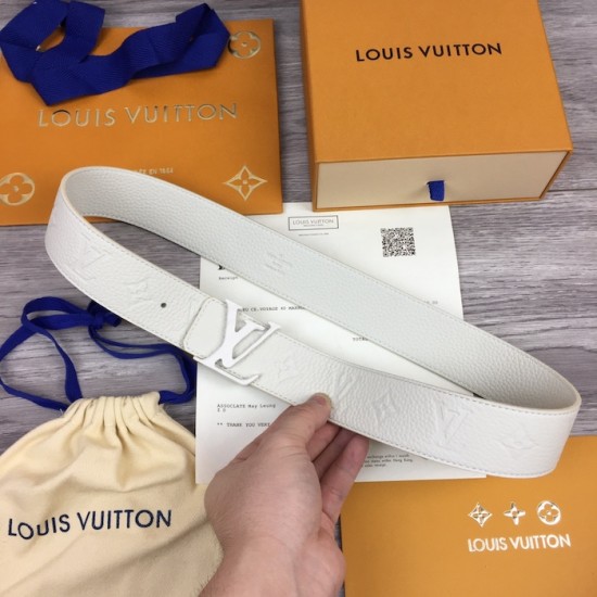 LV Initiales 40MM Reversible Belt MP235 LV Initiales 40MM Reversible Belt MP235