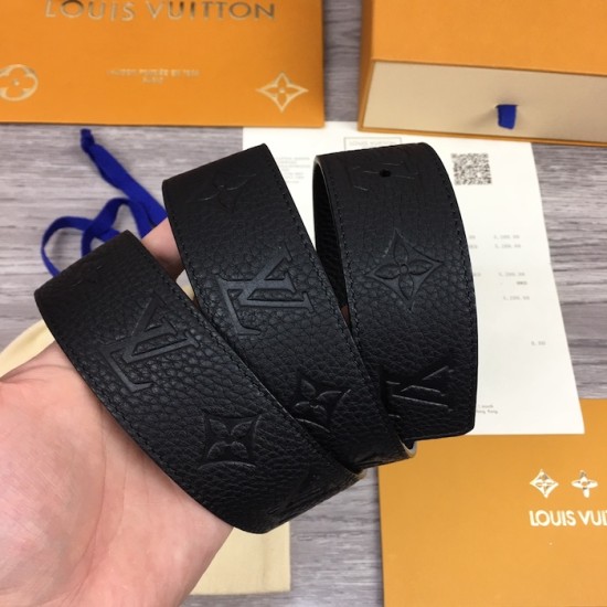 LV Initiales 40MM Reversible Belt MP236 LV Initiales 40MM Reversible Belt MP236