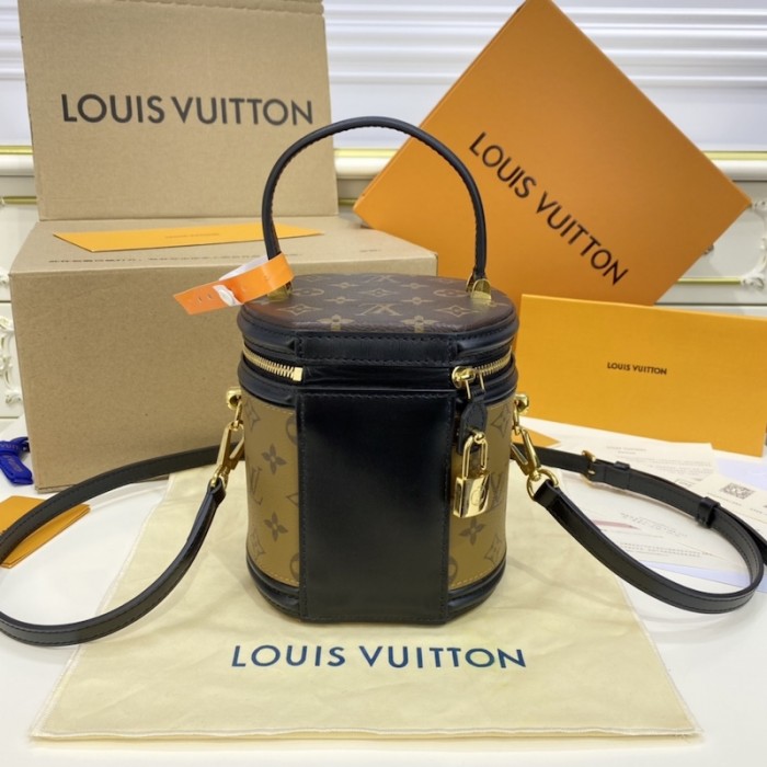 LOUIS VUITTON LOUIS VUITTON Cannes vanity 2way hand crossbody bag M43986  Monogram Reverse LV M43986｜Product Code：2101216191242｜BRAND OFF Online Store