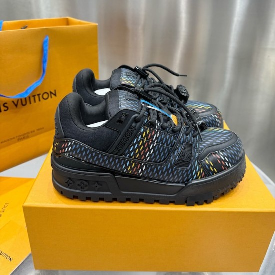 LV Trainer Maxi Sneaker 1ACR0U LV Trainer Maxi Sneaker 1ACR0U