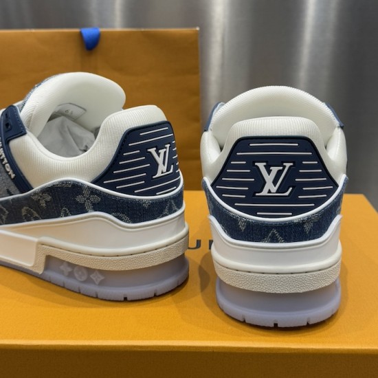 LV Trainer Sneaker 1ADHHX LV Trainer Sneaker 1ADHHX