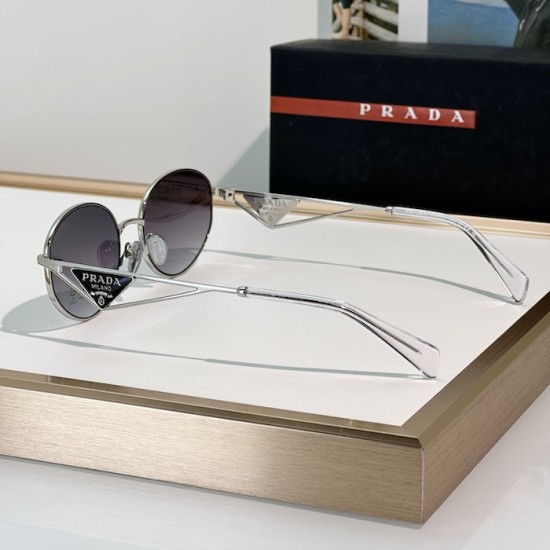 Prada Oval Retro Style Sunglasses with the Logo Prada Oval Retro Style Sunglasses with the Logo