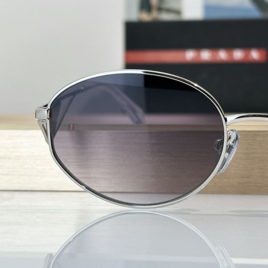 Prada Oval Retro Style Sunglasses with the Logo Prada Oval Retro Style Sunglasses with the Logo