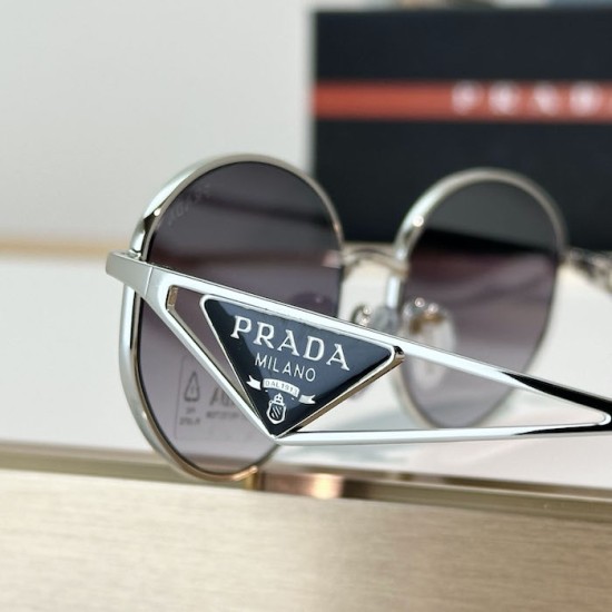 Prada Oval Retro Style Sunglasses with the Logo Prada Oval Retro Style Sunglasses with the Logo