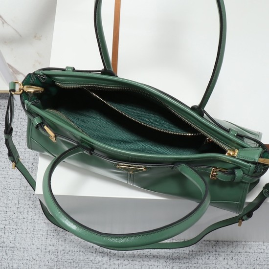 Prada Medium Leather Handbag Green Prada Medium Leather Handbag Green