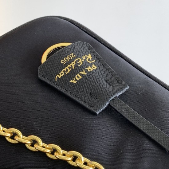 Prada Re-Edition 2005 Re-Nylon Bag Black / Gold Prada Re-Edition 2005 Re-Nylon Bag Black / Gold